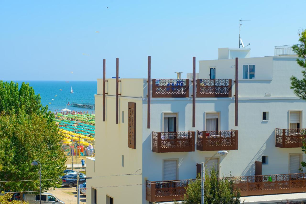 Hotel Nuova Medusa Rimini Kültér fotó
