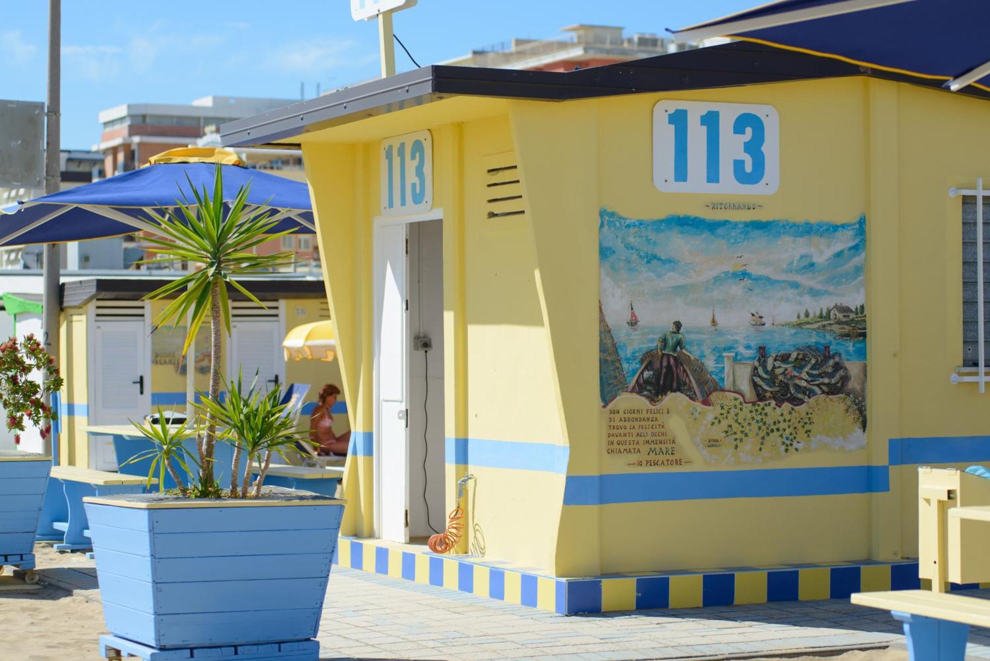 Hotel Nuova Medusa Rimini Kültér fotó