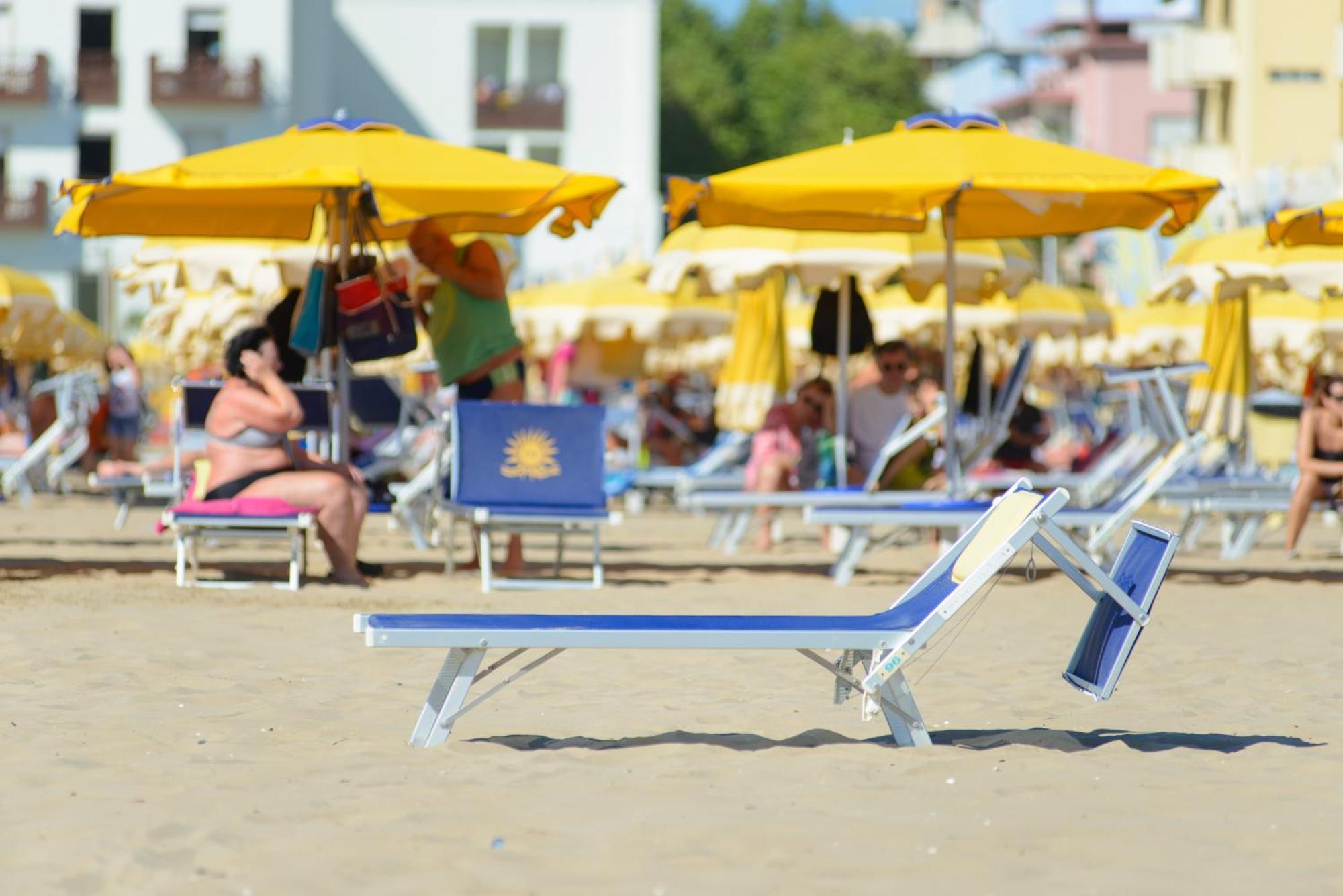 Hotel Nuova Medusa Rimini Kültér fotó