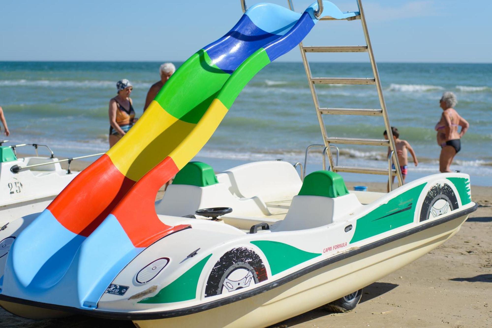 Hotel Nuova Medusa Rimini Kültér fotó