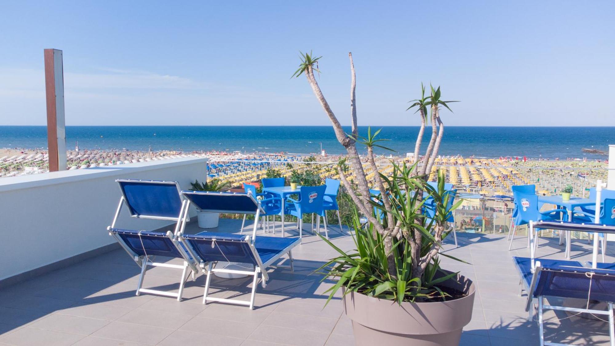 Hotel Nuova Medusa Rimini Kültér fotó