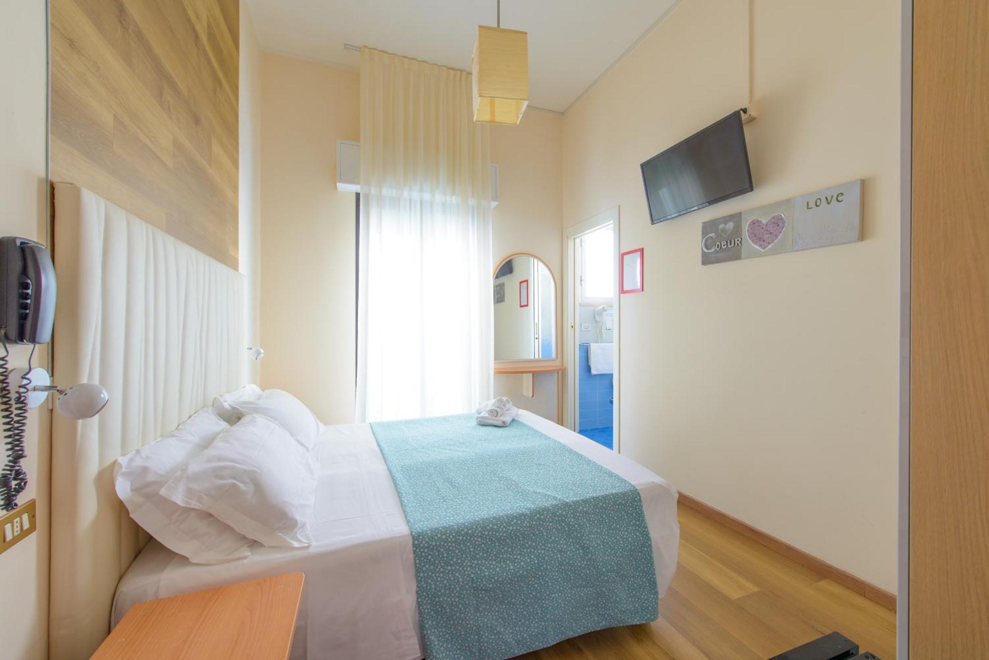 Hotel Nuova Medusa Rimini Kültér fotó
