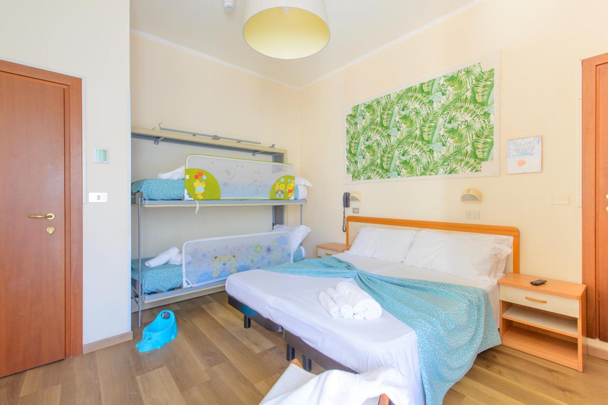 Hotel Nuova Medusa Rimini Kültér fotó