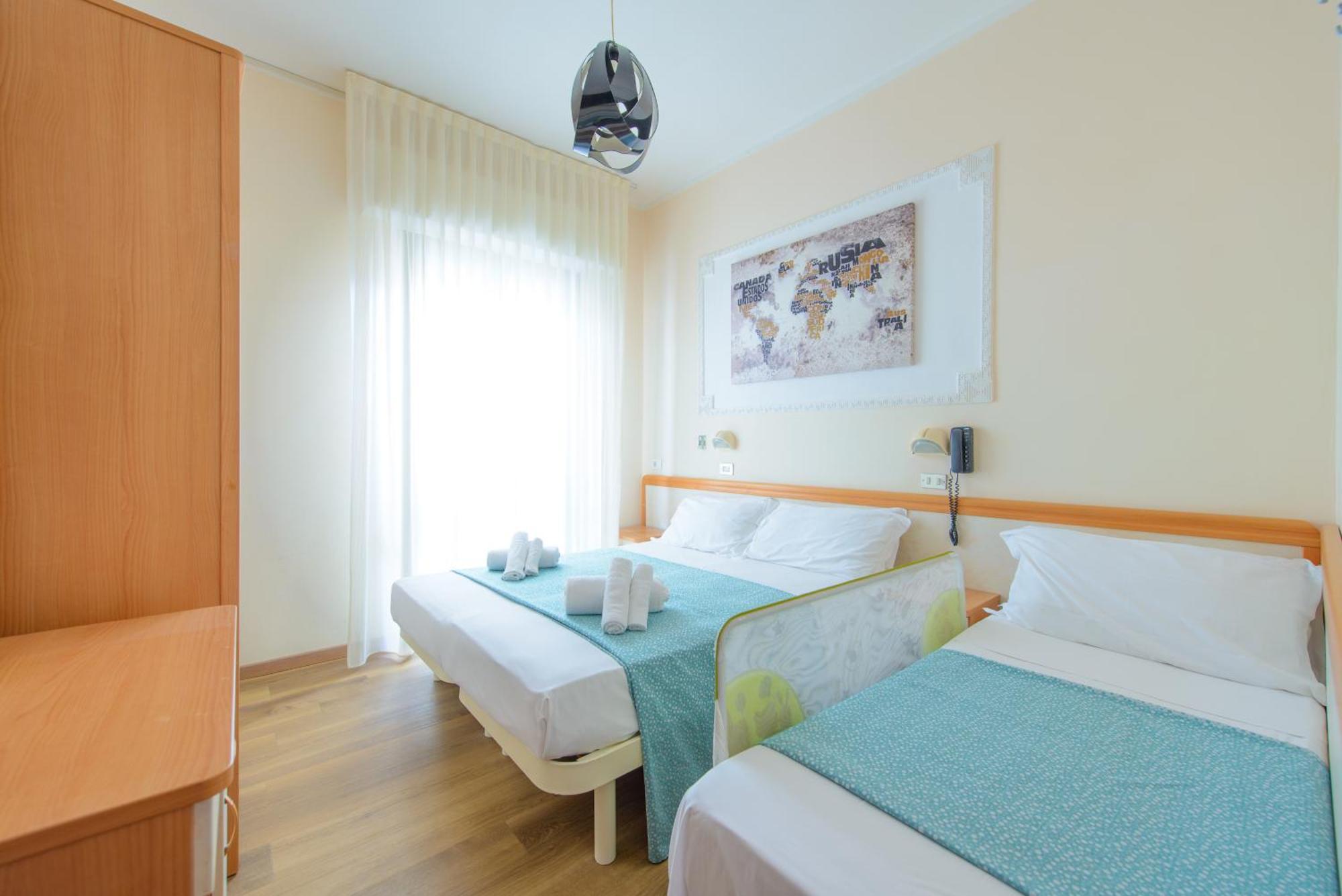 Hotel Nuova Medusa Rimini Kültér fotó