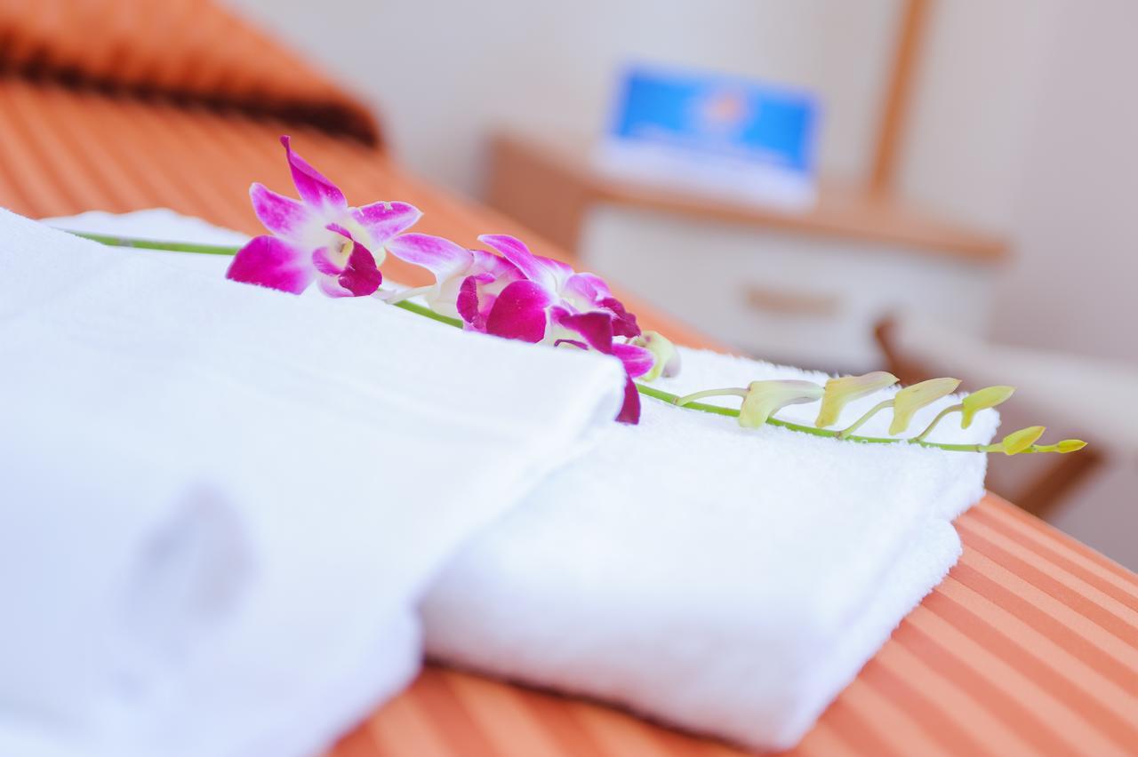 Hotel Nuova Medusa Rimini Kültér fotó
