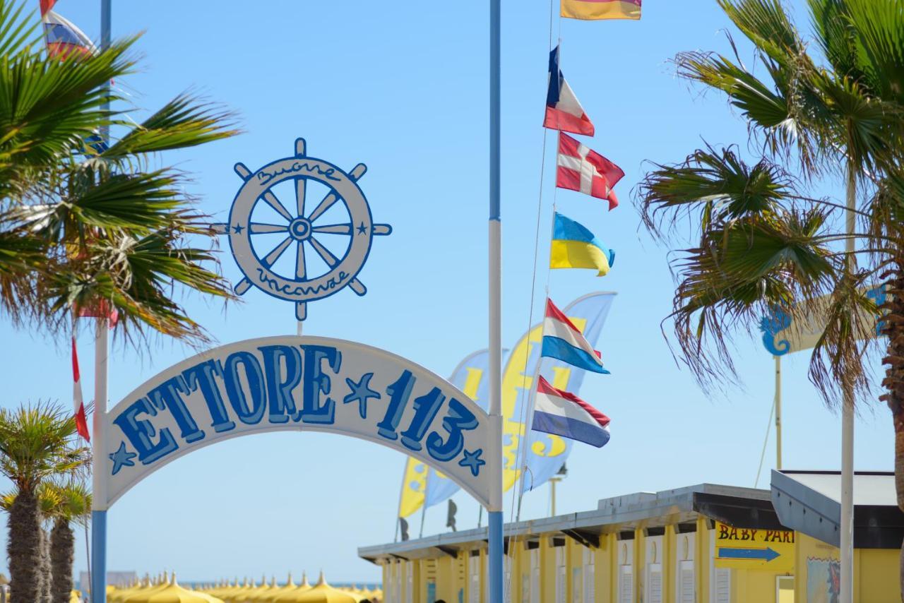 Hotel Nuova Medusa Rimini Kültér fotó